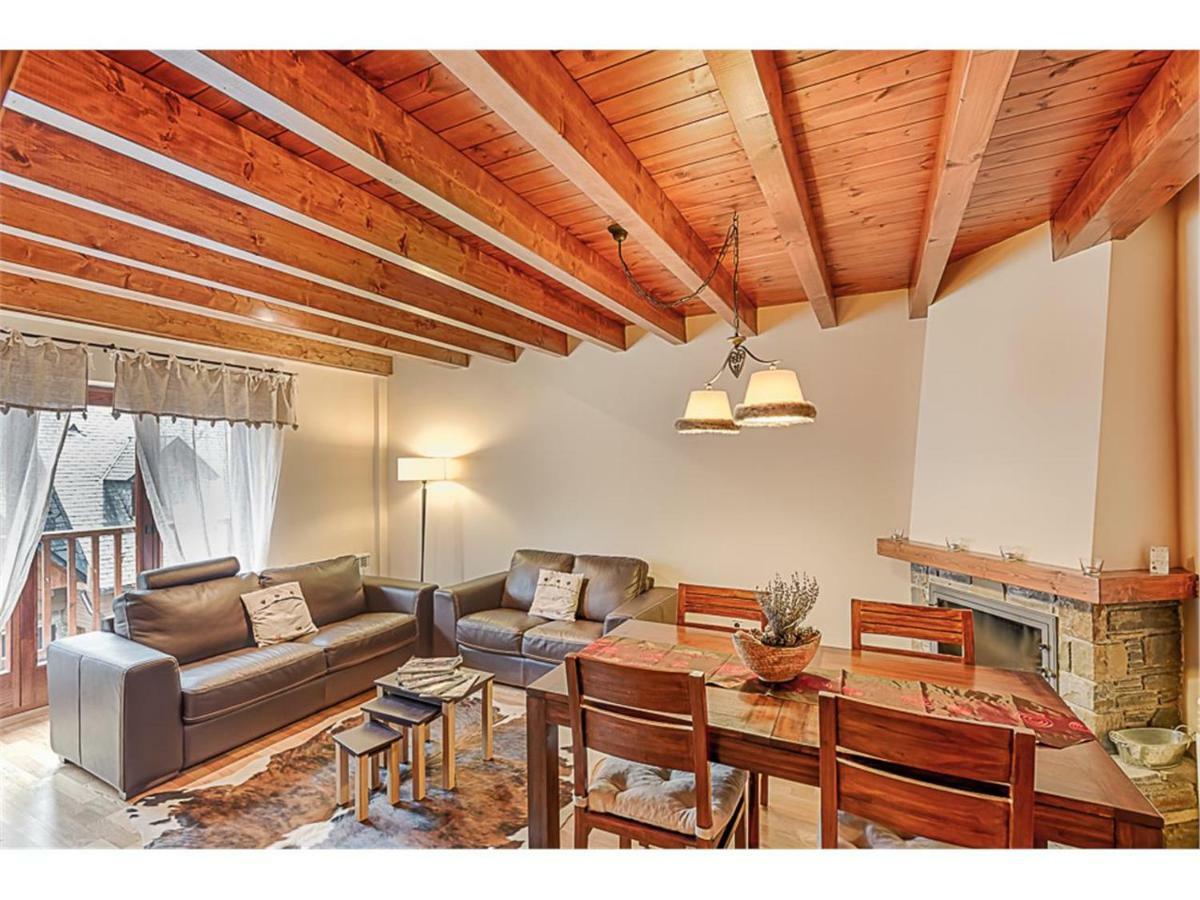 Saplan Real Estate Artiga Apartment Les Bordes Bagian luar foto