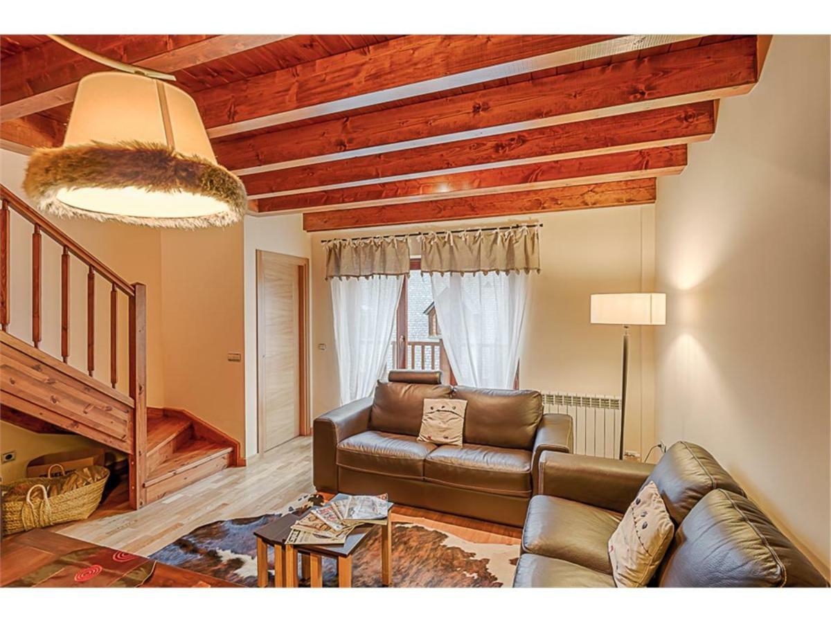 Saplan Real Estate Artiga Apartment Les Bordes Bagian luar foto